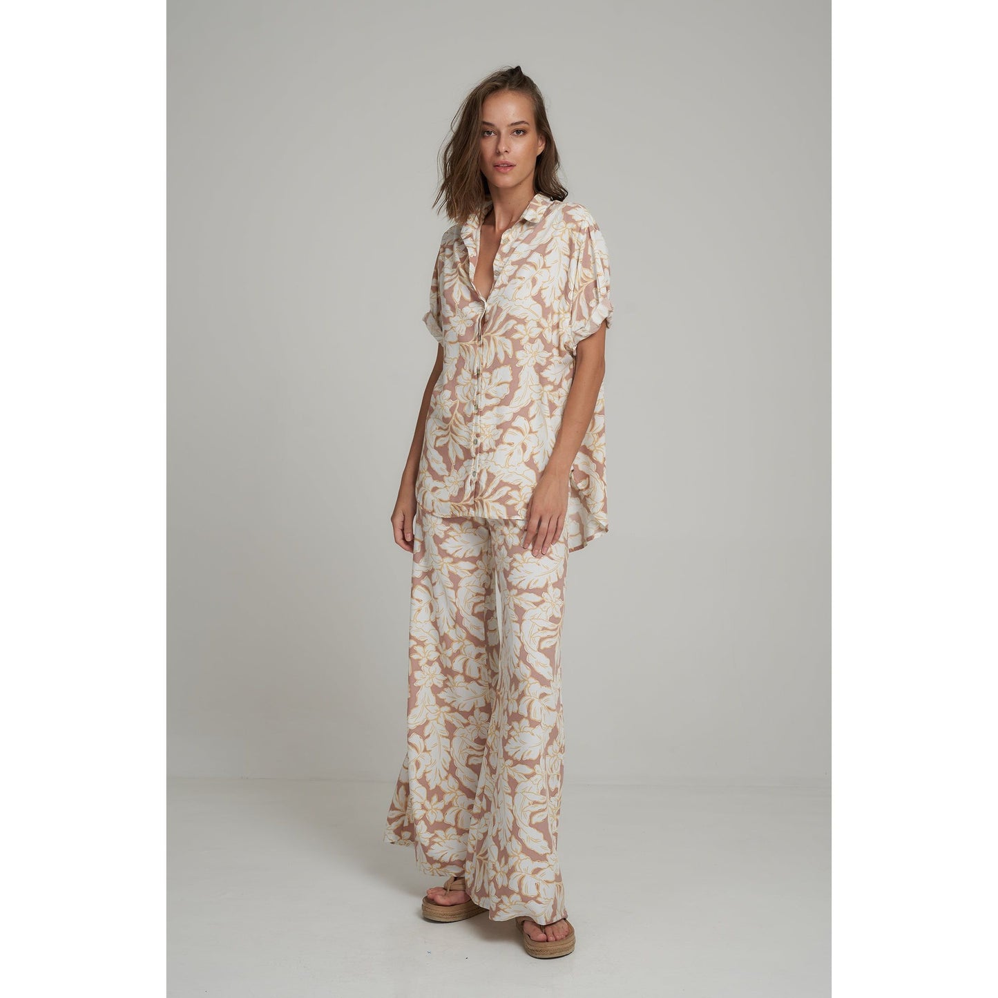 Olina Wide Leg Pant