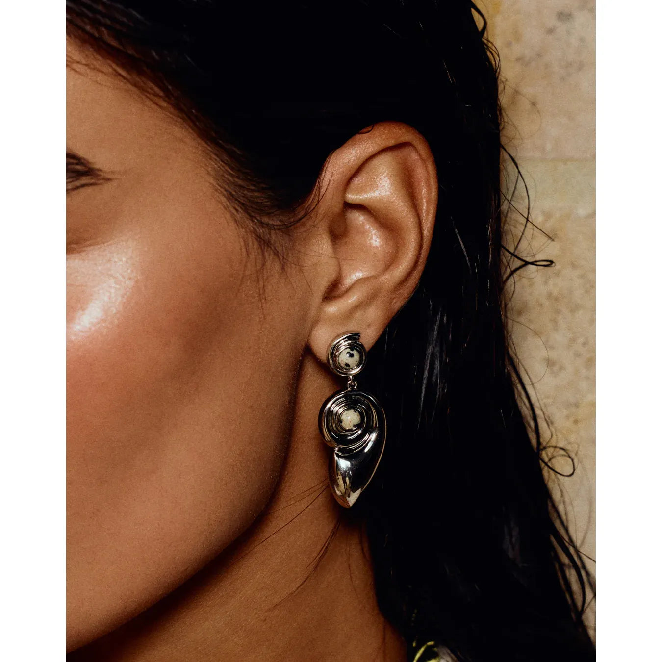 Palma shell statement earring