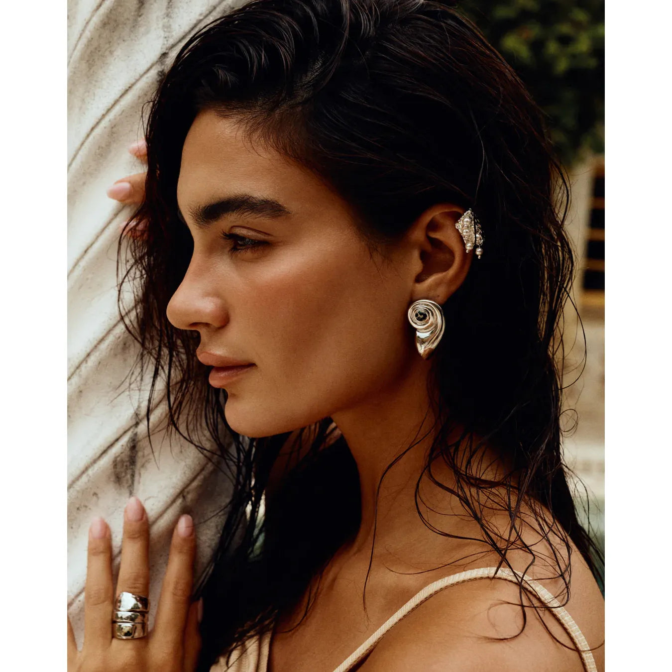 Palma Shell Studs - gold