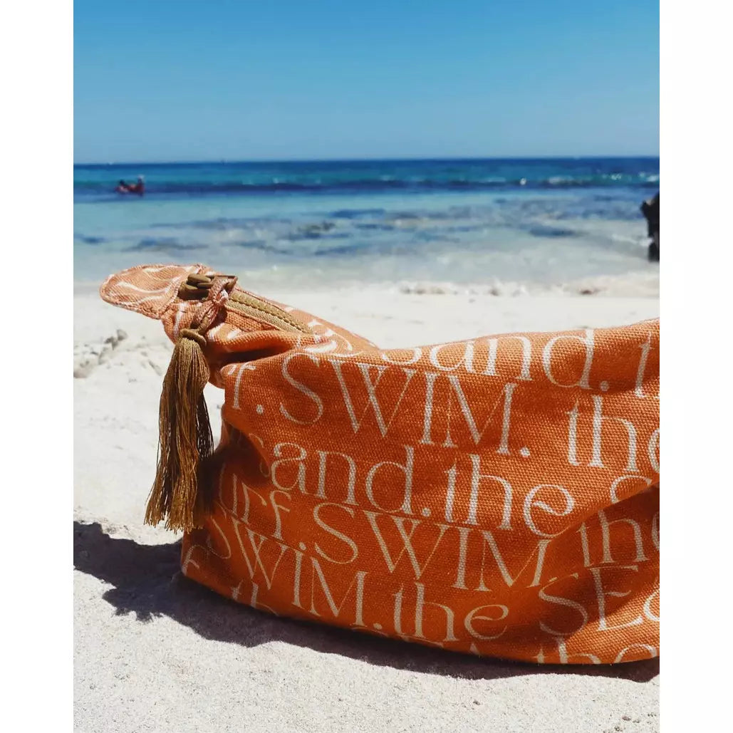 The Island Pouch