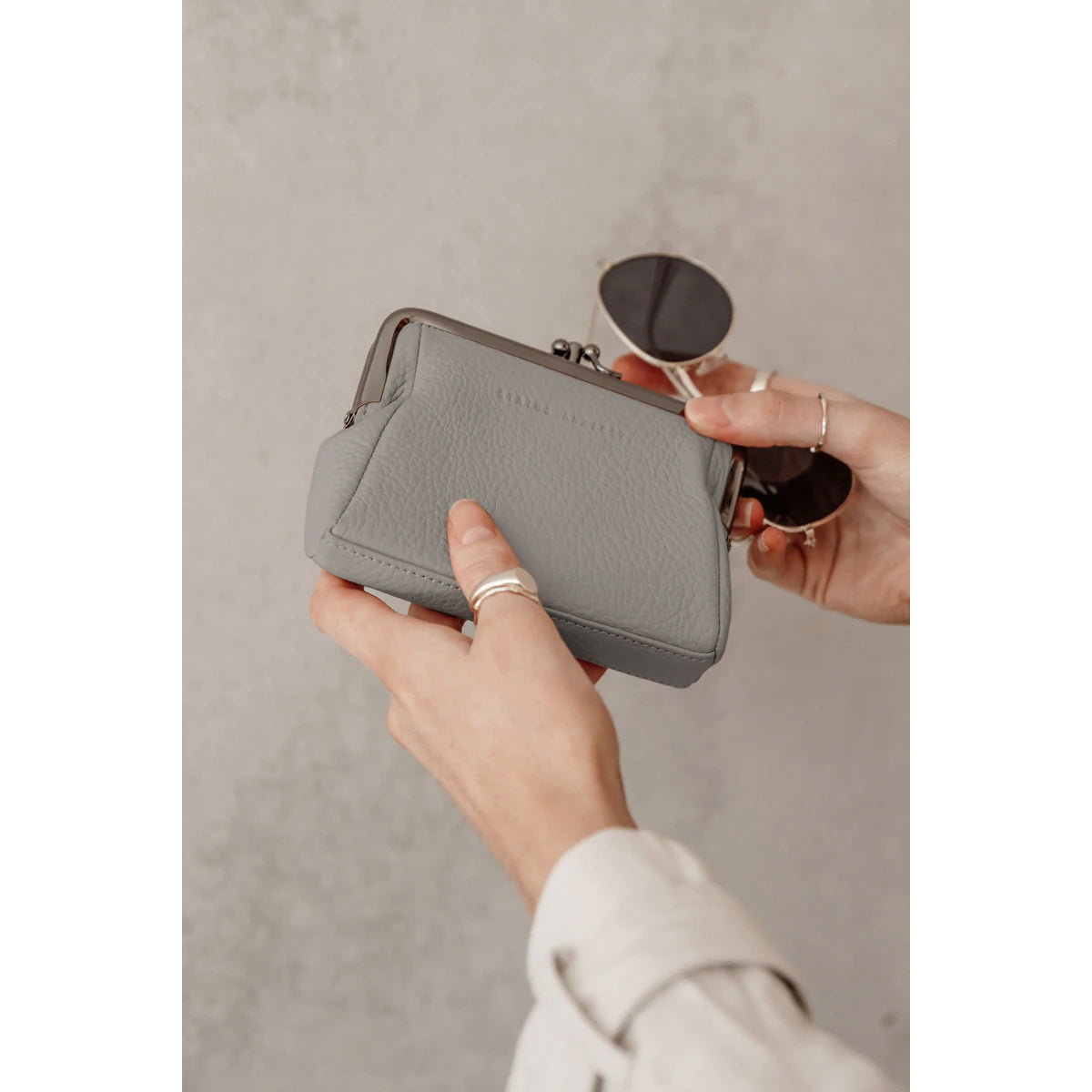 Volatile Purse