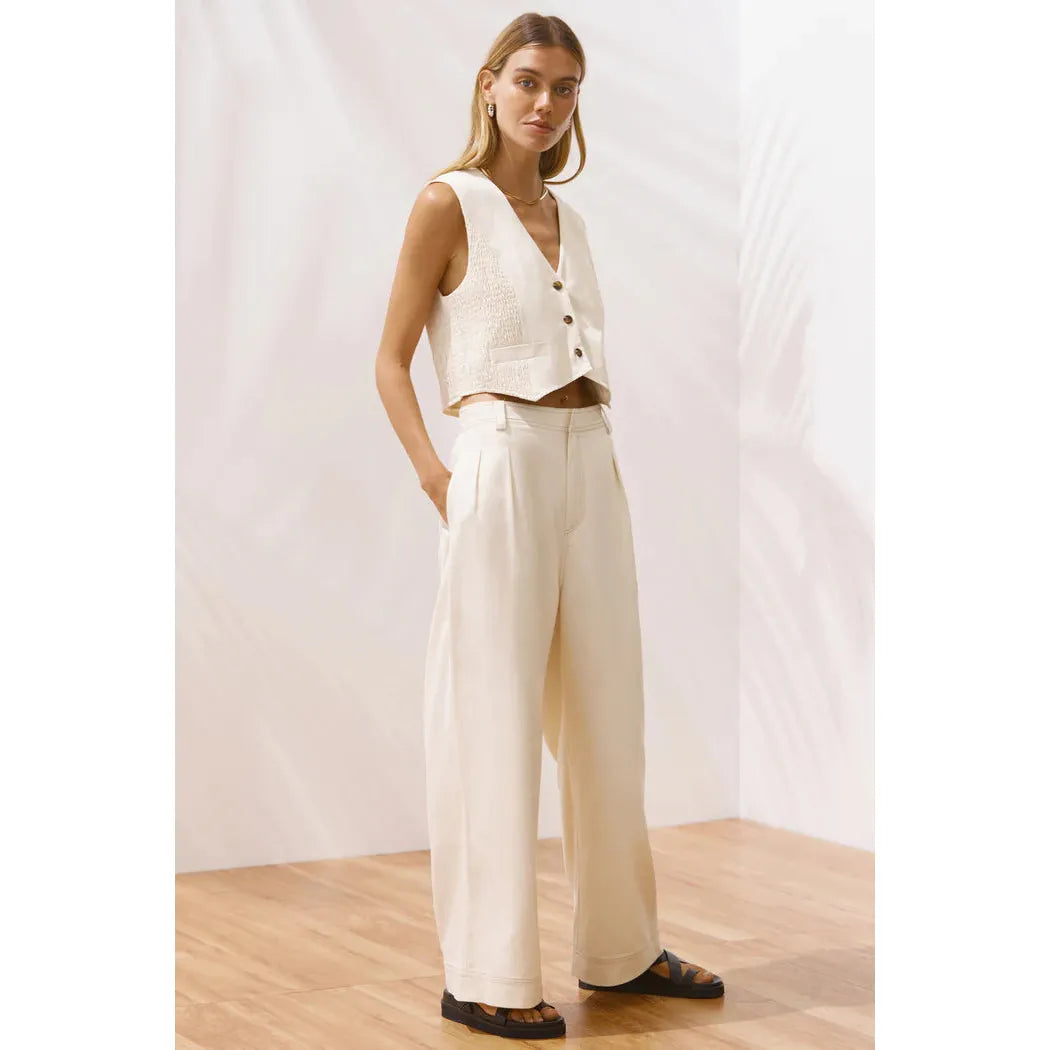 Thea Pant