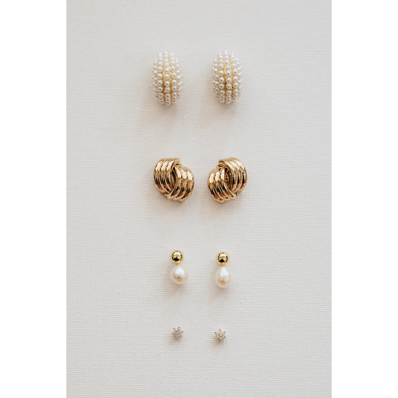 Willa Soft Gold earrings