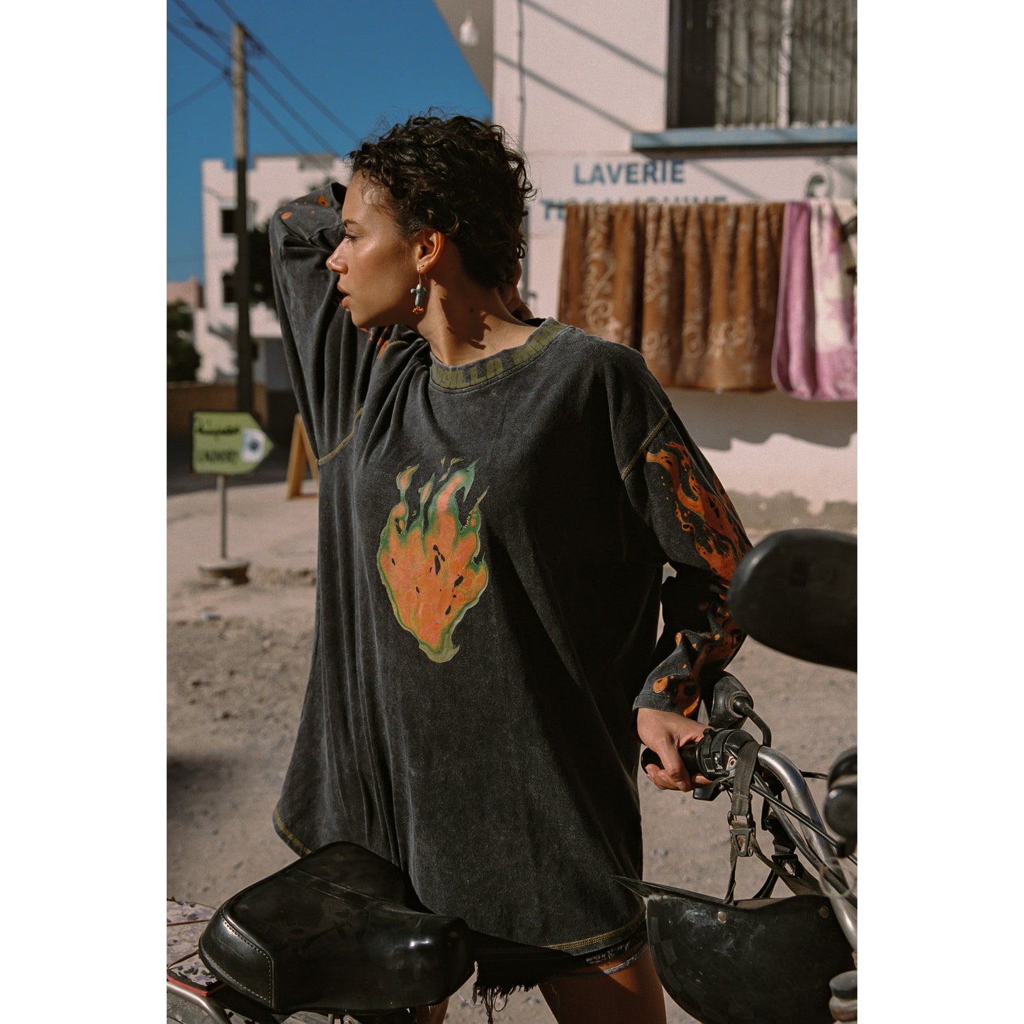 Flaming Heart Tommy tee