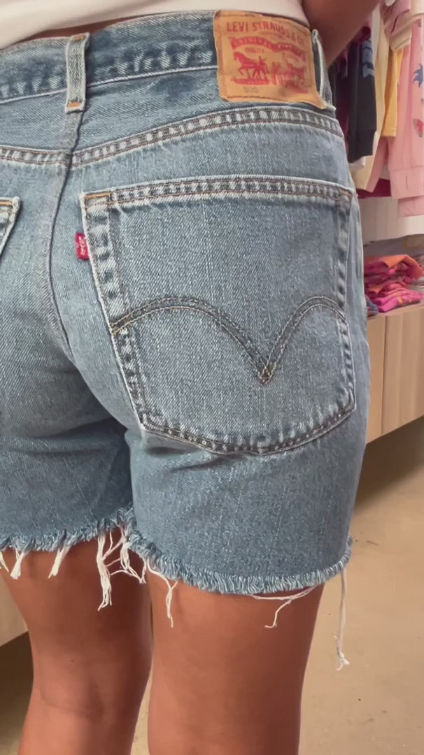Vintage Levi's Classic Cut - Reworked denim shorts