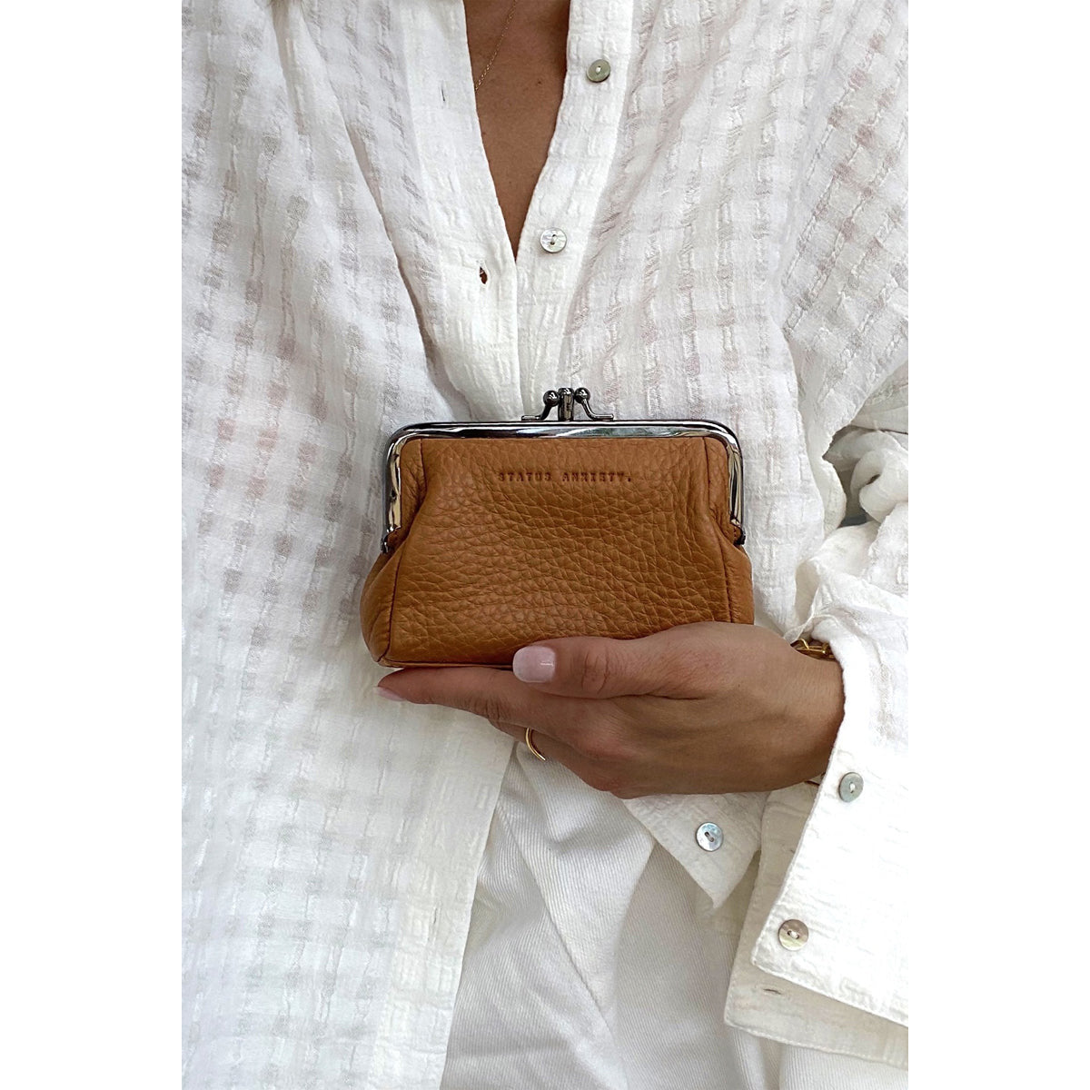 Volatile Purse